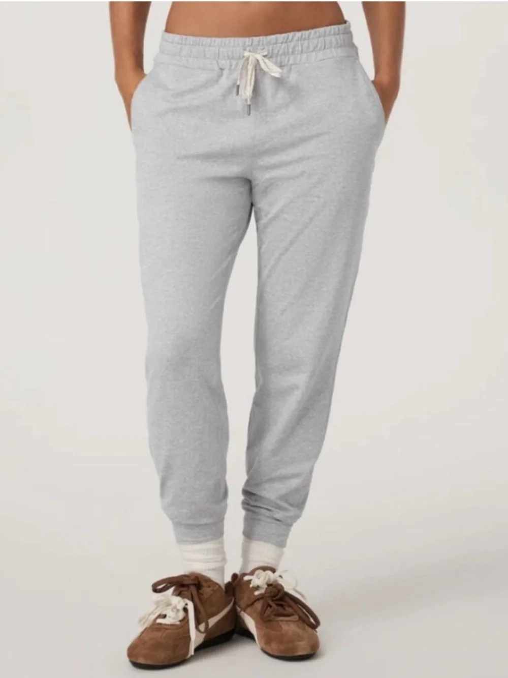 Vuori Women’s Performance Jogger Sweatpants Heathered Gray Size XS (fit to med) - Picture 1 of 9